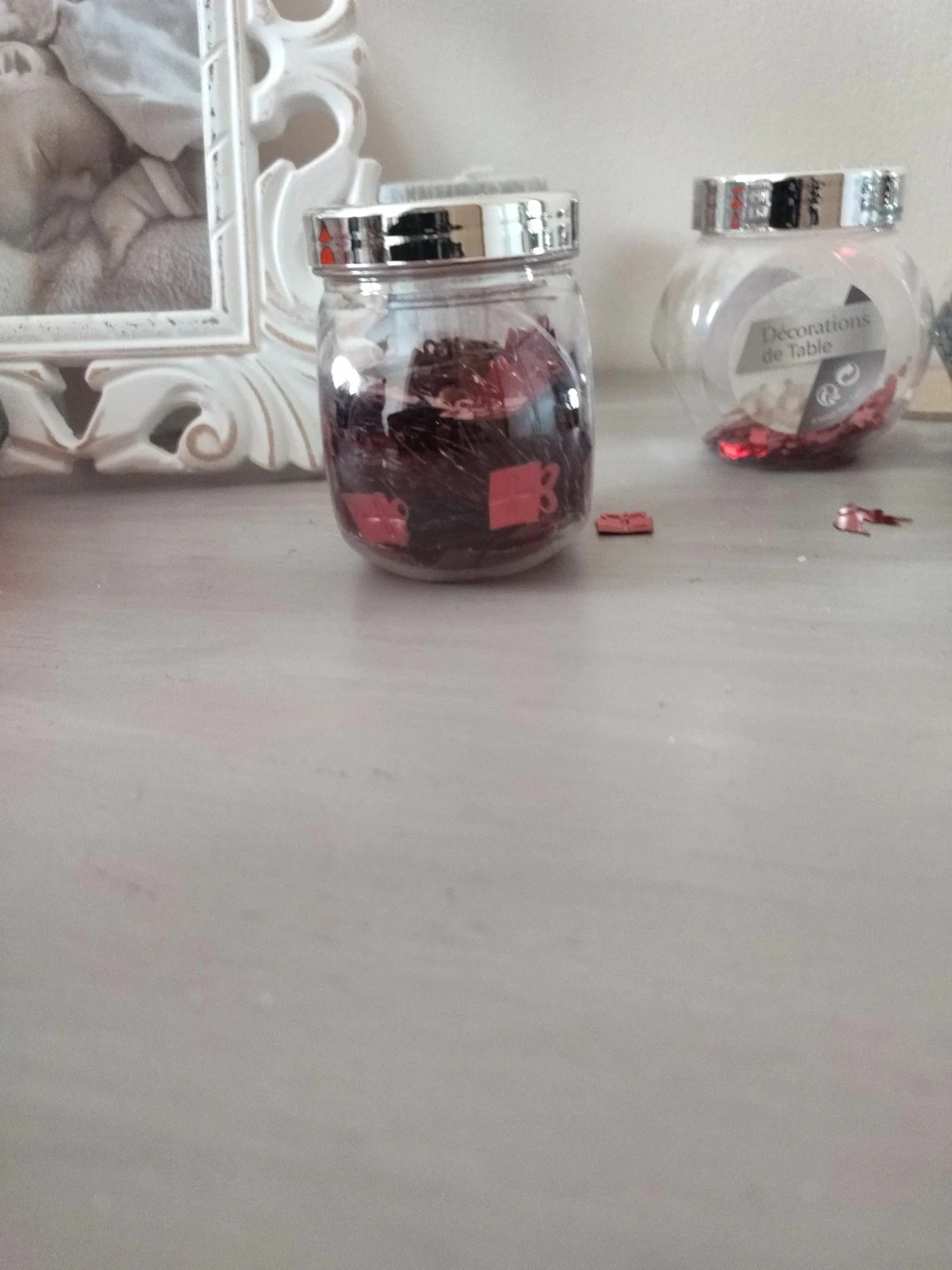 Christmas confetti table decor – photo 3